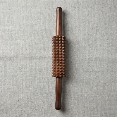Handcrafted Wooden Thighs And Calves Massager – Reflexology & Muscle Roller