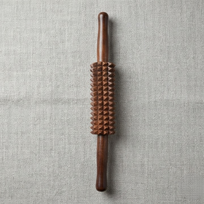 Handcrafted Wooden Thighs And Calves Massager – Reflexology & Muscle Roller