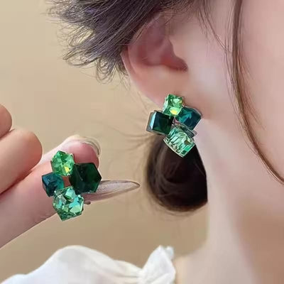 PJX-121 Crystal Sparkling Korean Earrings – Elegant Shine, Premium Style & Stunning Feminine Charm Black