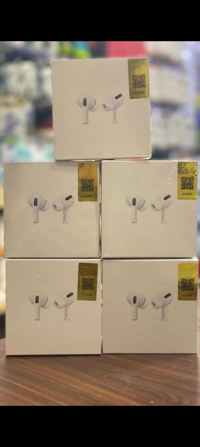 AirPods Pro 2 Wireless Earbuds – White | Active Noise Cancellation & MagSafe Charging Case