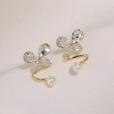Tangled Korean Pearl Earrings – Golden Silver (PQT-994) - Golden