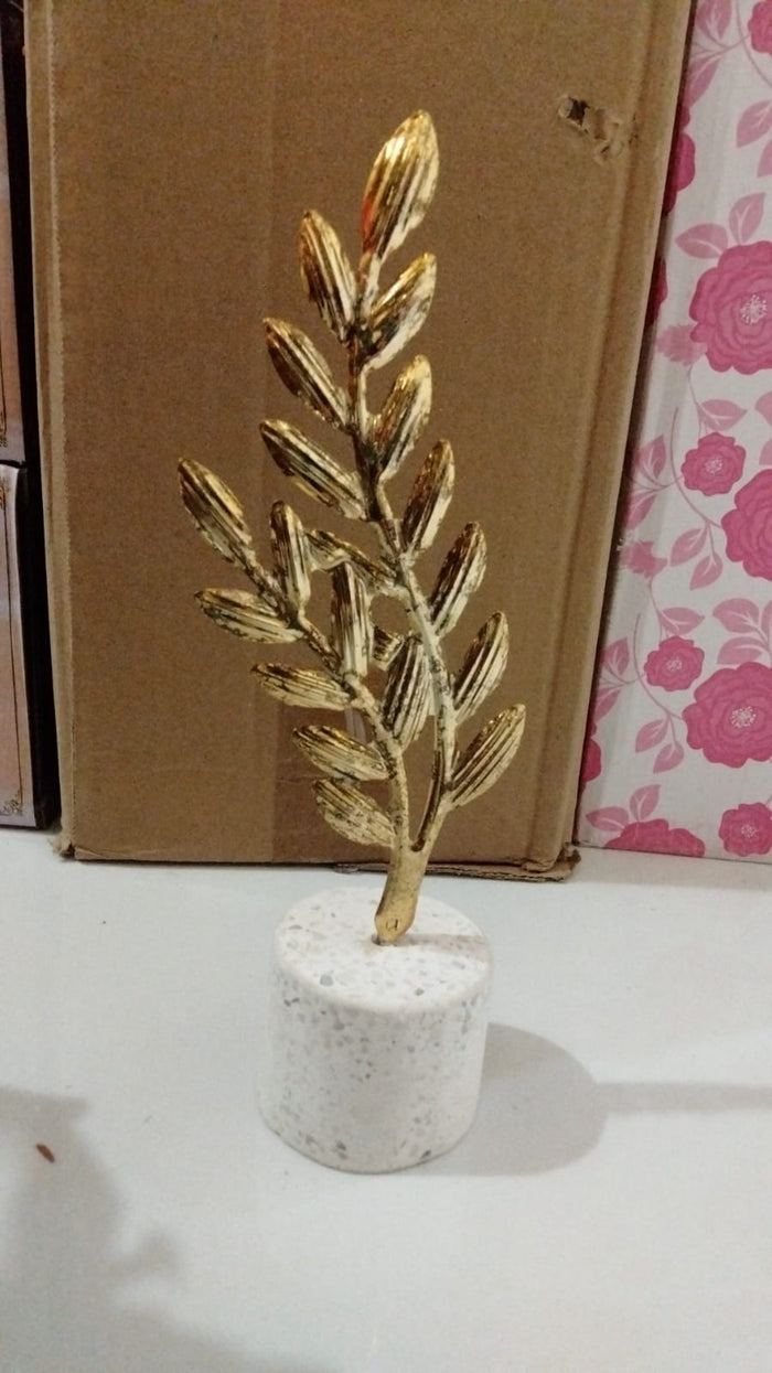 Luxury Decorative Showpiece Size 8.5x4.6x20cm – Elegant Home & Office Decoration Piece For Table, Shelf & Living Room